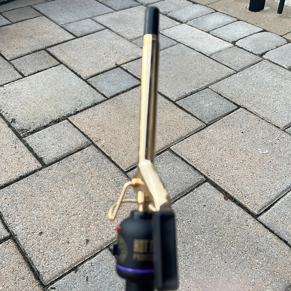 Hot Tools Pro Curling Iron 1/2" Inch Model 1103